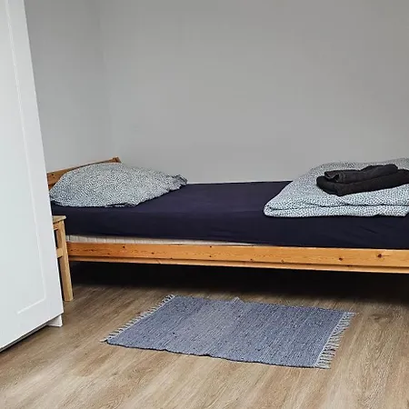 Fuer Monteure アパート *